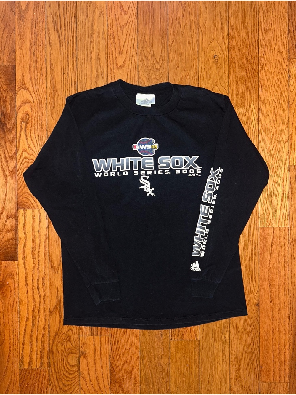 Chicago White Sox 2005 World Series Adidas Vintage LS T-Shirt Size Medium